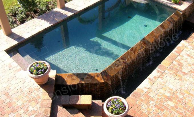 Norstone Natural Stacked Stone Veneer Used in a Pool Application
