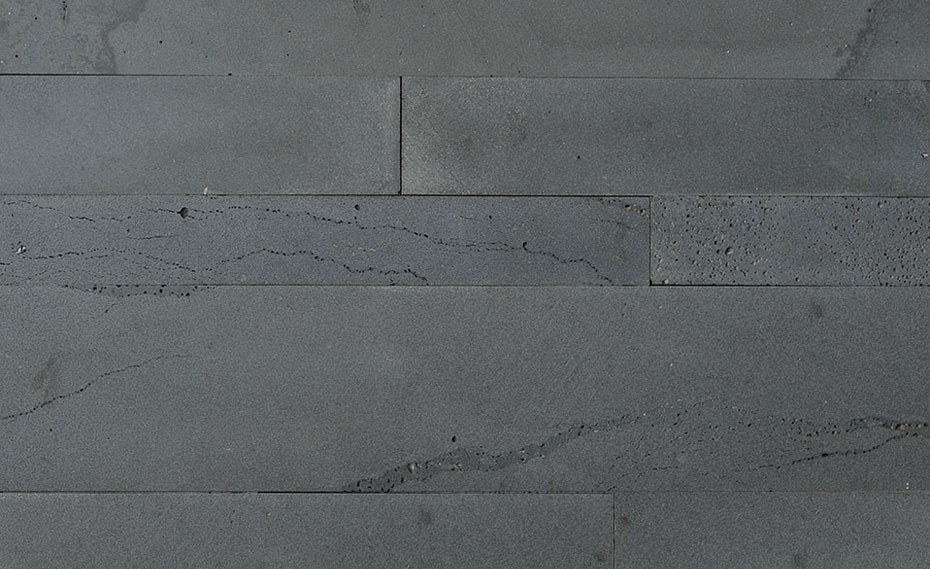 Front-On Close Up of Norstone Large Strip Veneer Graphite Lavastone Planc